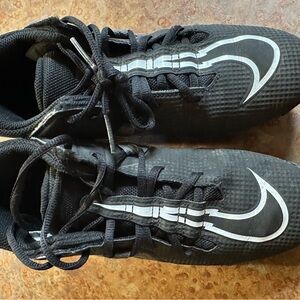 Nike Black and White Athletic Shoes